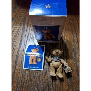 Vintage 2004 Hallmark Keepsake Gift Bearers #6 Christmas Holiday Tree Ornament